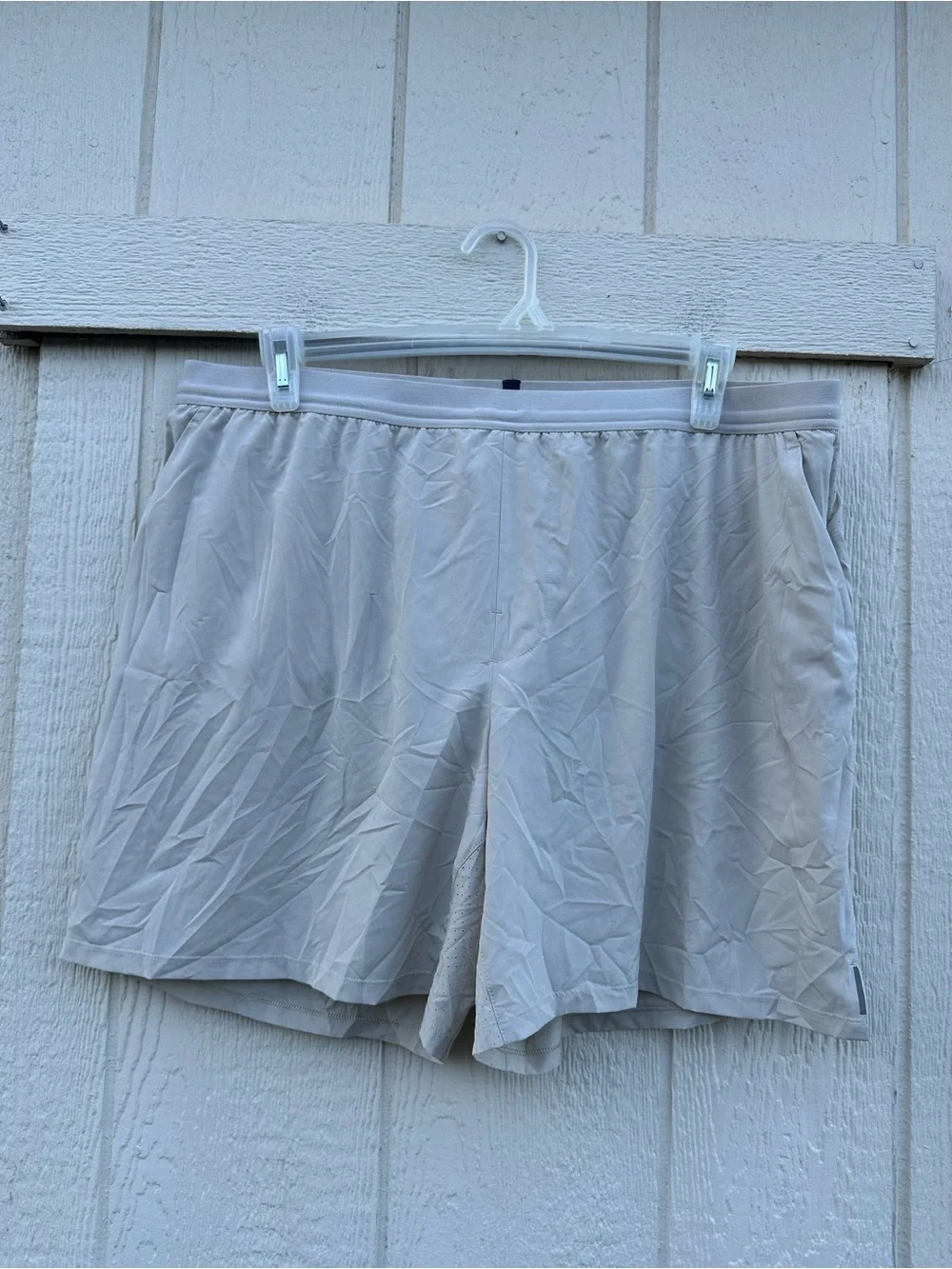 VRST breathable athletic